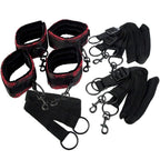 CALEXOTICS - SCANDAL CONJUNTO DE ABRAÇADEIRAS PARA CAMA